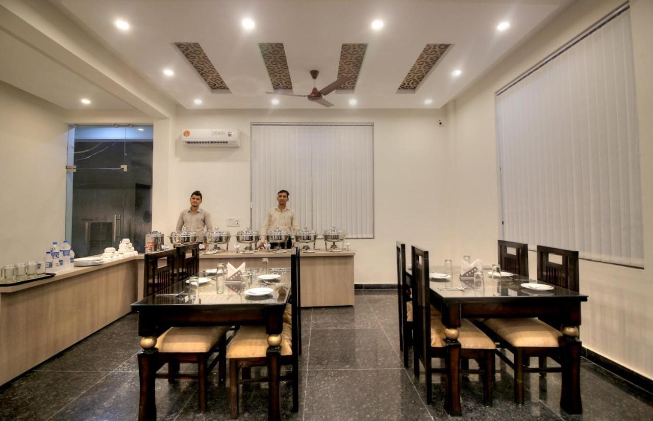 Hotel Ark Avalon- Delhi International Airport Nova Deli Exterior foto